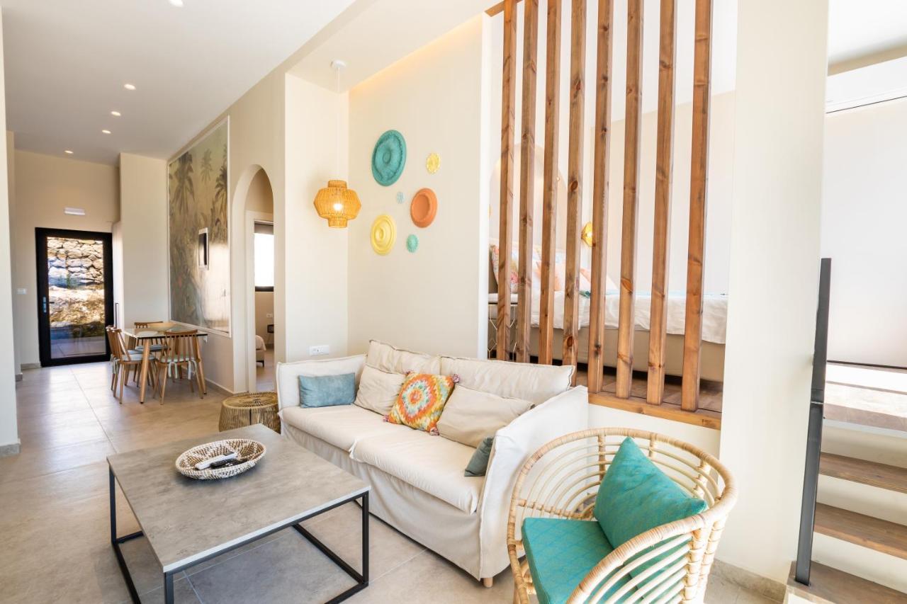 Euphoria Suites Lakki  Ngoại thất bức ảnh