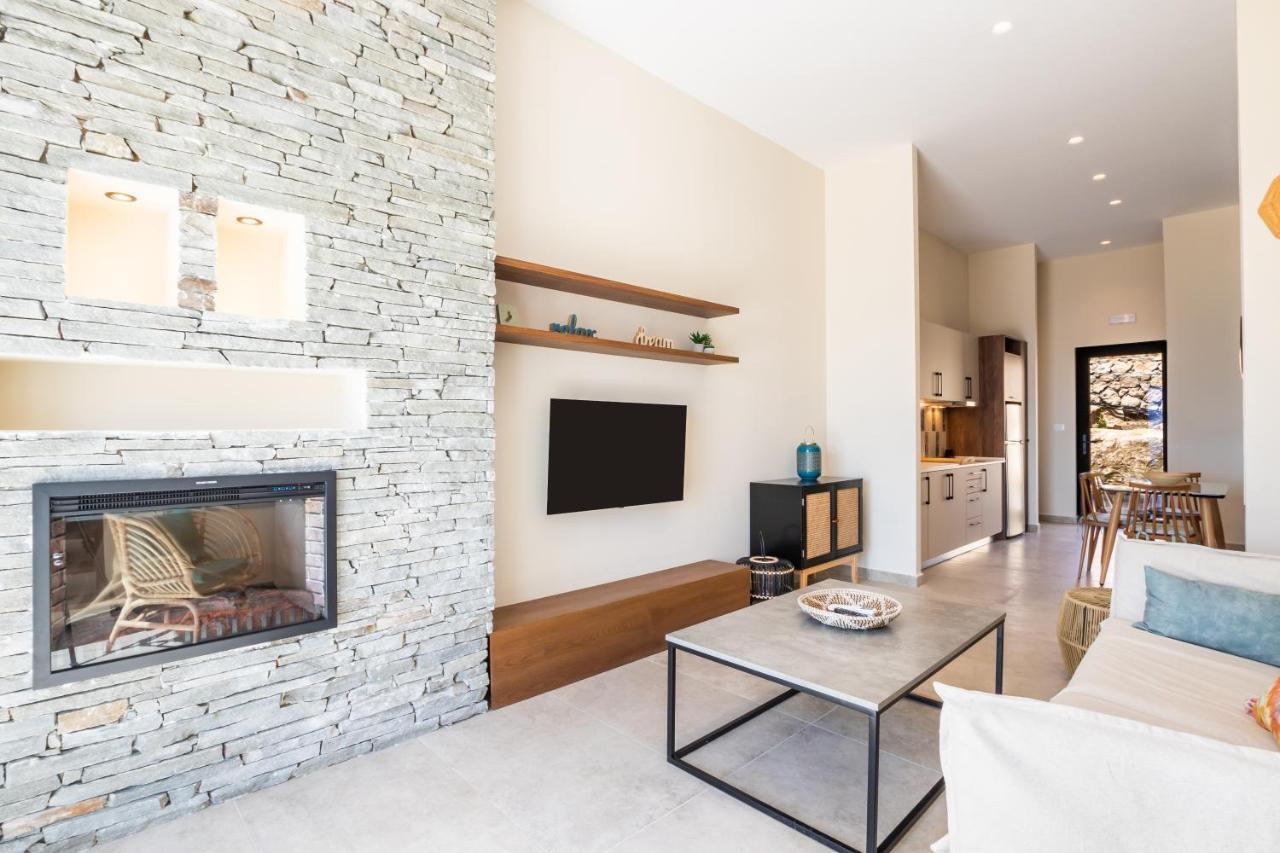 Euphoria Suites Lakki  Ngoại thất bức ảnh