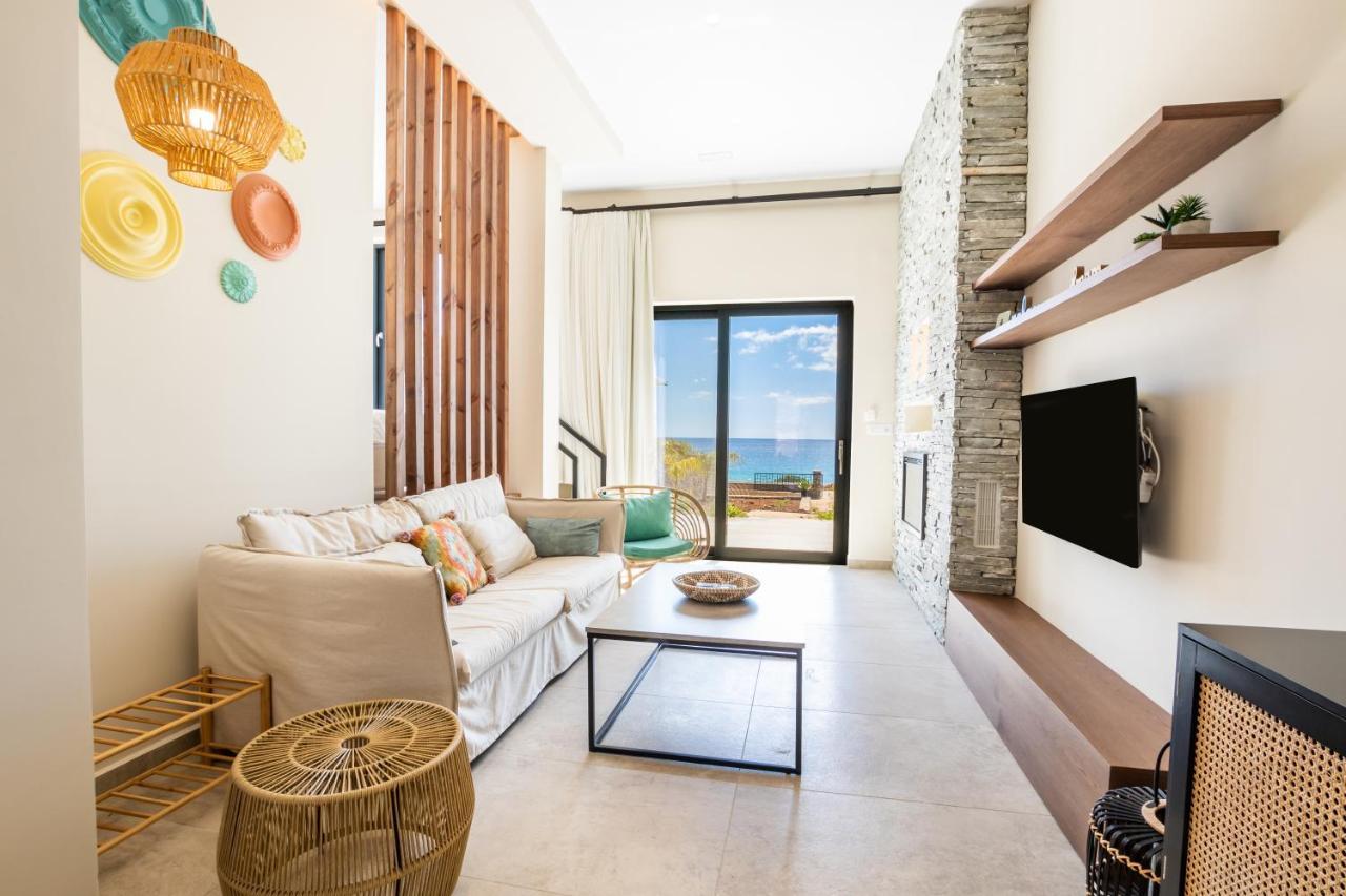 Euphoria Suites Lakki  Ngoại thất bức ảnh