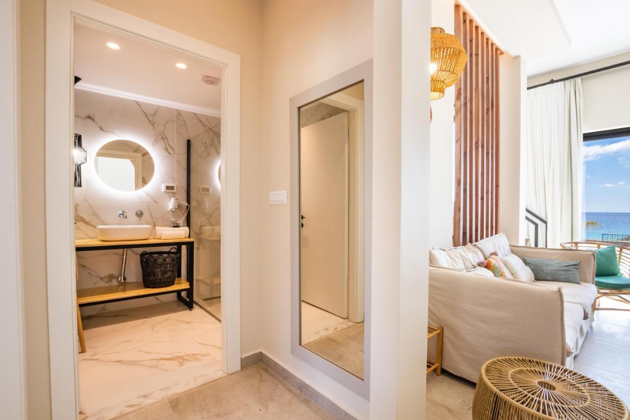 Euphoria Suites Lakki  Ngoại thất bức ảnh